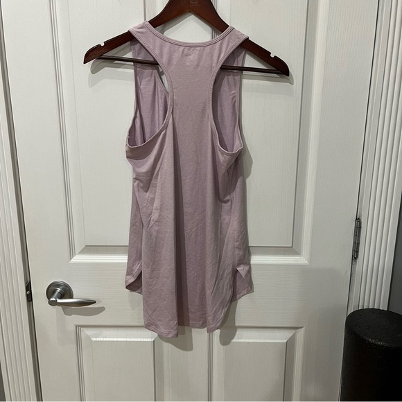 Reebok lilac color racerback tank top size xs - Picture 6 of 8